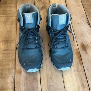On Cloudrock Waterproof Hiking Boots Women Size 7.5 Storm Wash Blue